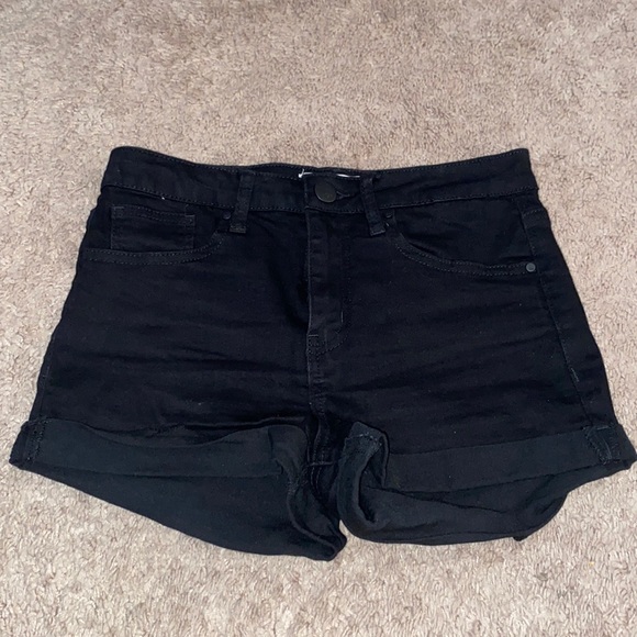 SHORTS - Picture 1 of 2